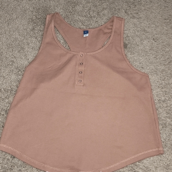 Bundle of 2 Old Navy XL Tank Tops - Picture 4 of 10